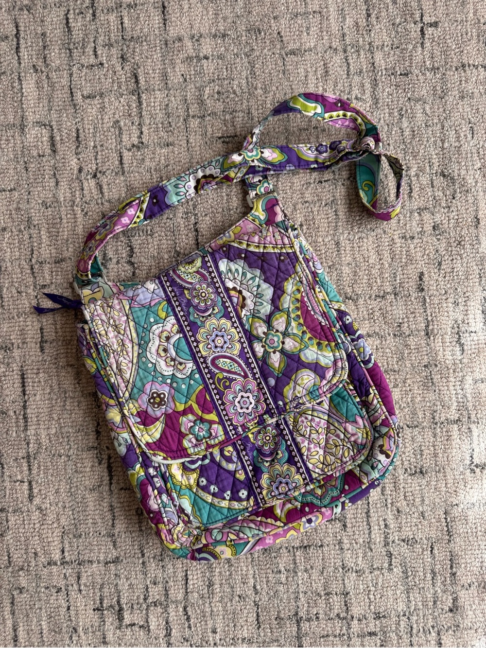 Vera Bradley Mailbag Crossbody Shoulder Bag in Retired Heather Pattern